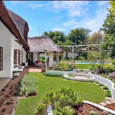 ساندتون Libra Lodge المظهر الخارجي الصورة