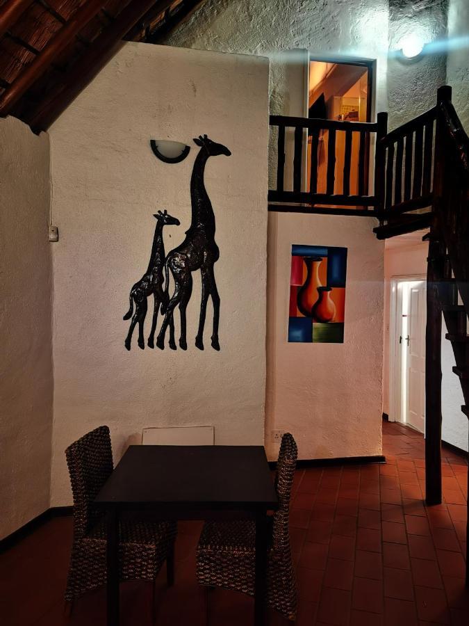 ساندتون Libra Lodge المظهر الخارجي الصورة