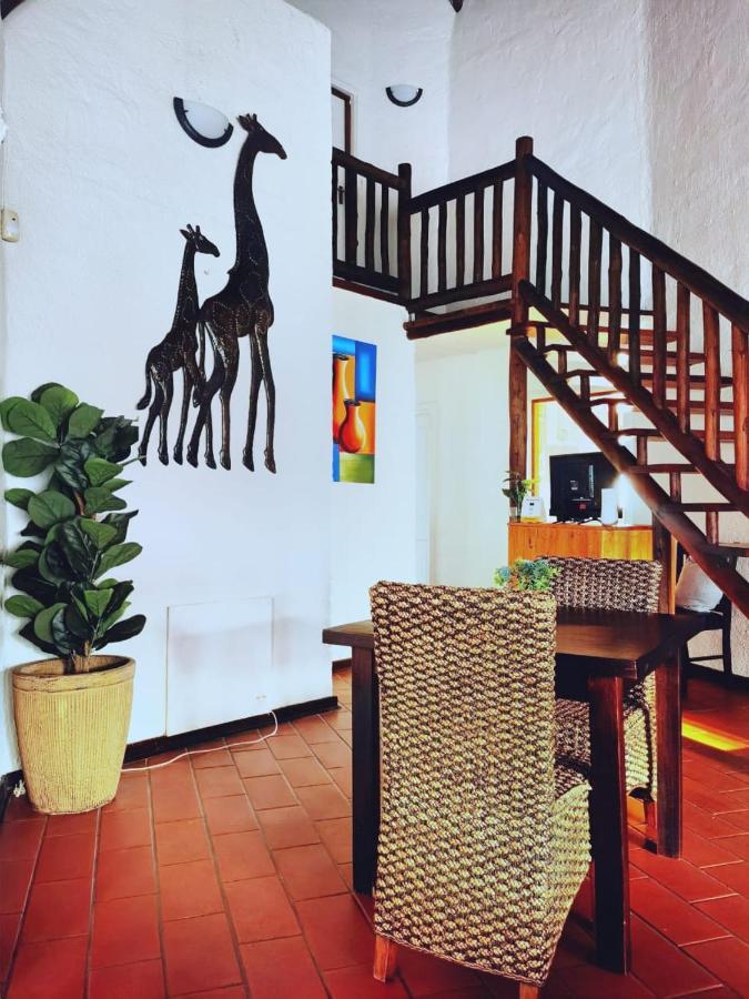 ساندتون Libra Lodge المظهر الخارجي الصورة