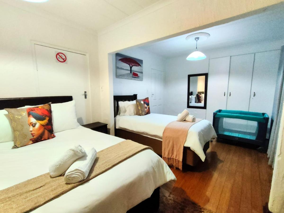 ساندتون Libra Lodge المظهر الخارجي الصورة
